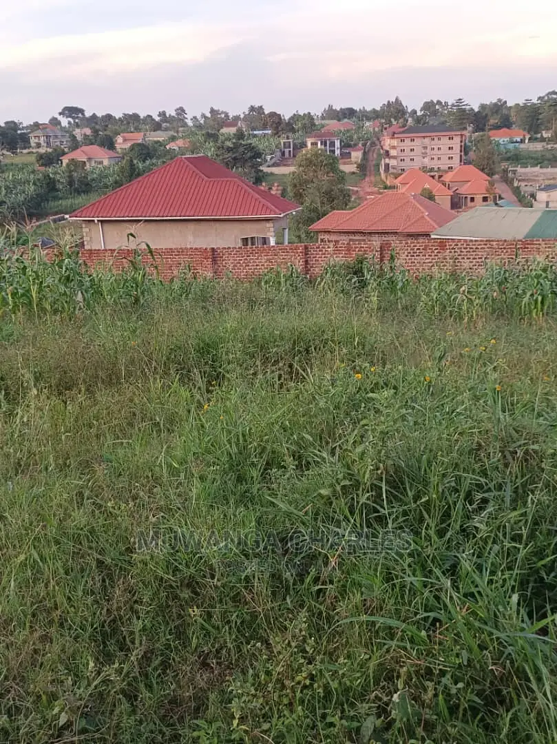 Plot's in Gayaza Kabubu