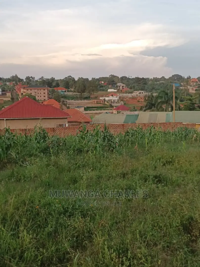 Plot's in Gayaza Kabubu