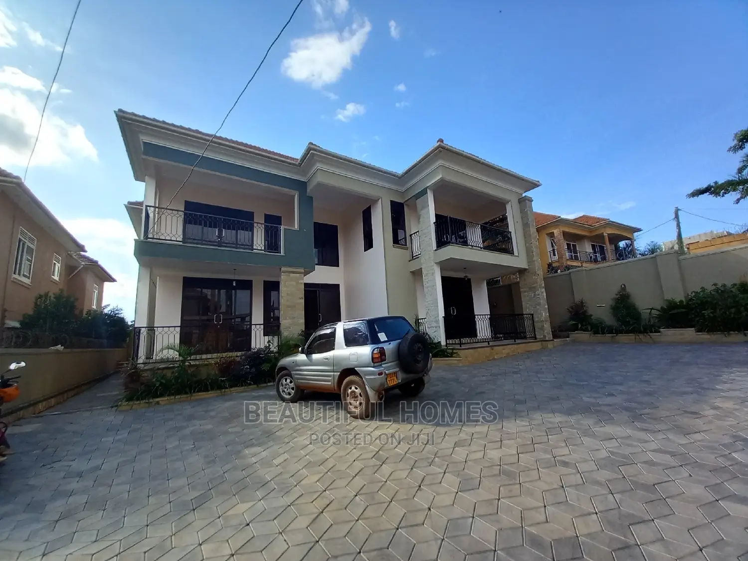 Furnished 6bdrm House in Kira Majestic for sale