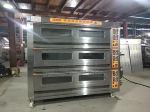 Photo - Commercial 3 Deck Oven 3 Trays Per Deck