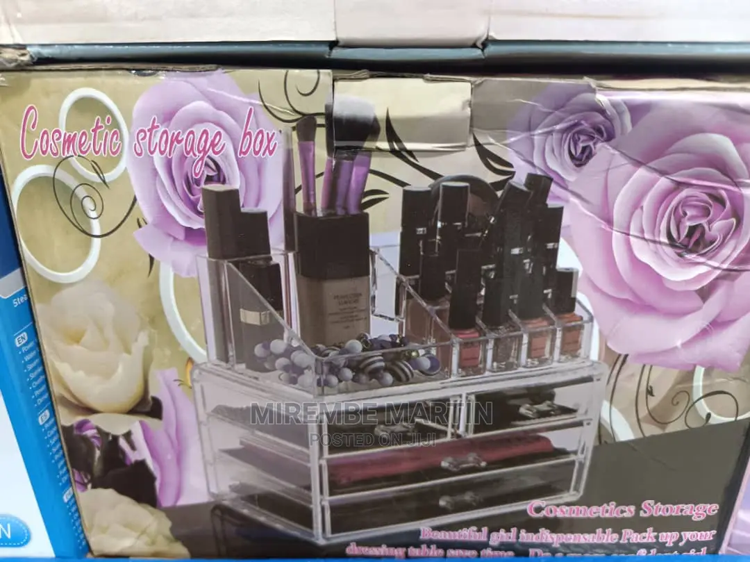 Make Up Organizer