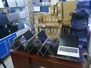 New Laptop HP Elite X2 1012 G2 16GB Intel Core I5 SSD 256GB