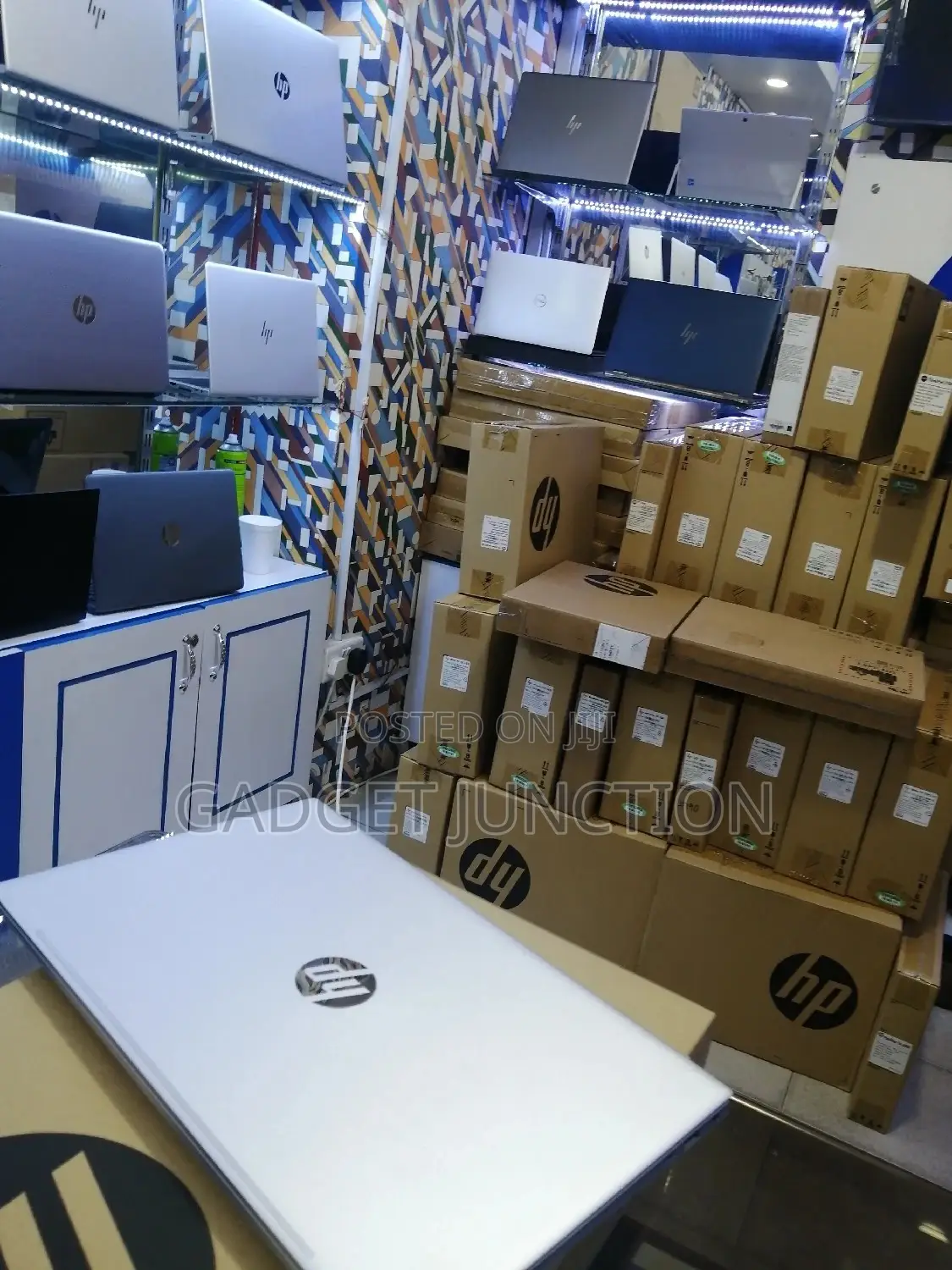 New Laptop HP Pavilion 15 8GB Intel Core I5 SSD 512GB