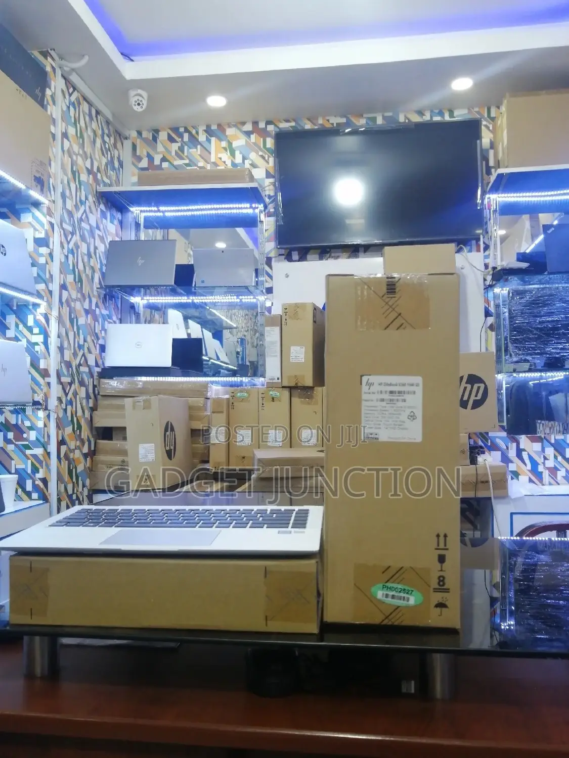 New Laptop HP EliteBook X360 1040 G5 16GB Intel Core I5 SSD 256GB