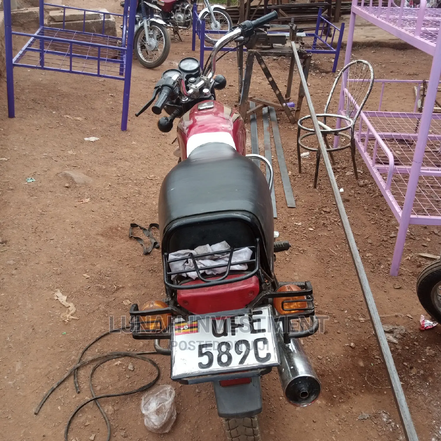 Bajaj Boxer 100 2022 Red