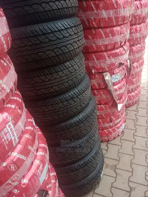 215/60r17 Joyroad