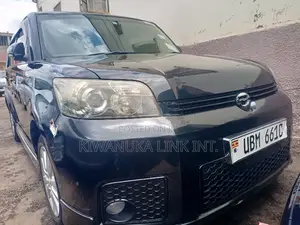 Photo - Toyota Corolla Rumion Hatchback 1.5 FWD 2008 Black
