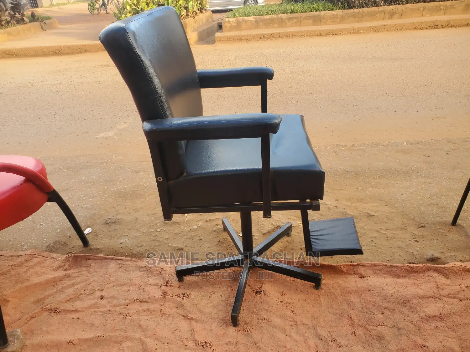 Barber Chair Black 1
