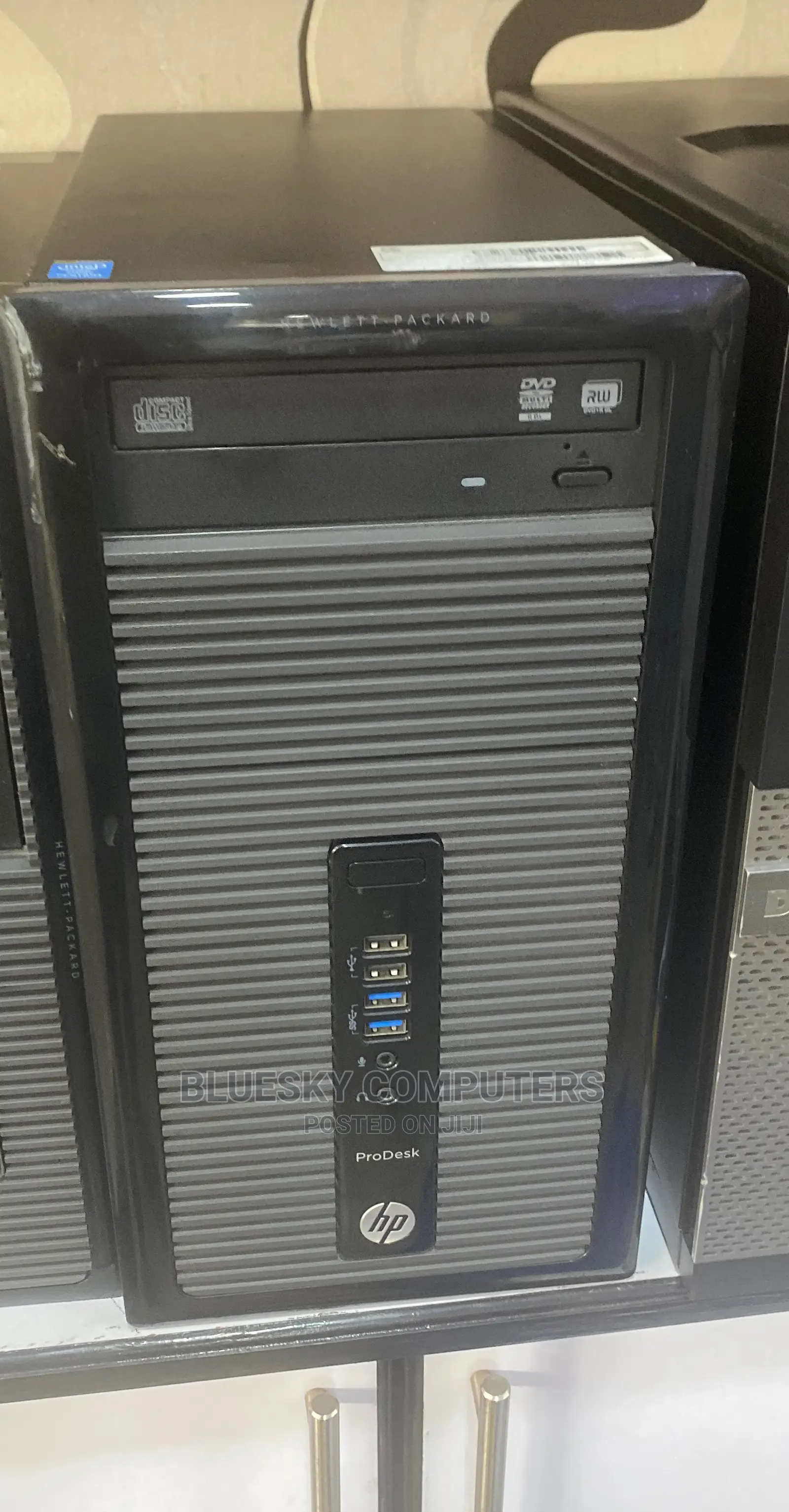 Desktop Computer HP EliteDesk 800 G4 4GB Intel Pentium HDD 256GB