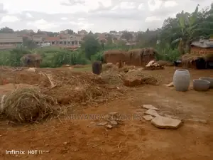 Plot in Kungu for Sale