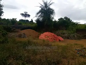 Hot Deal 3acres in Kikyusa on Quick Sale