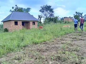 Plots in Buwate on Quick Sale