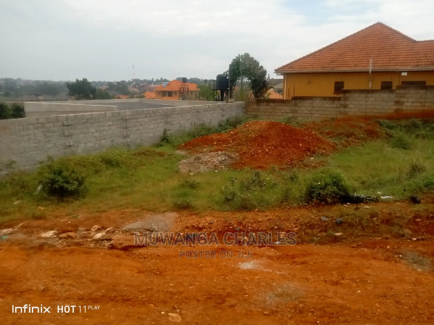 100by50ft Plot on Quick Sale at Buwate