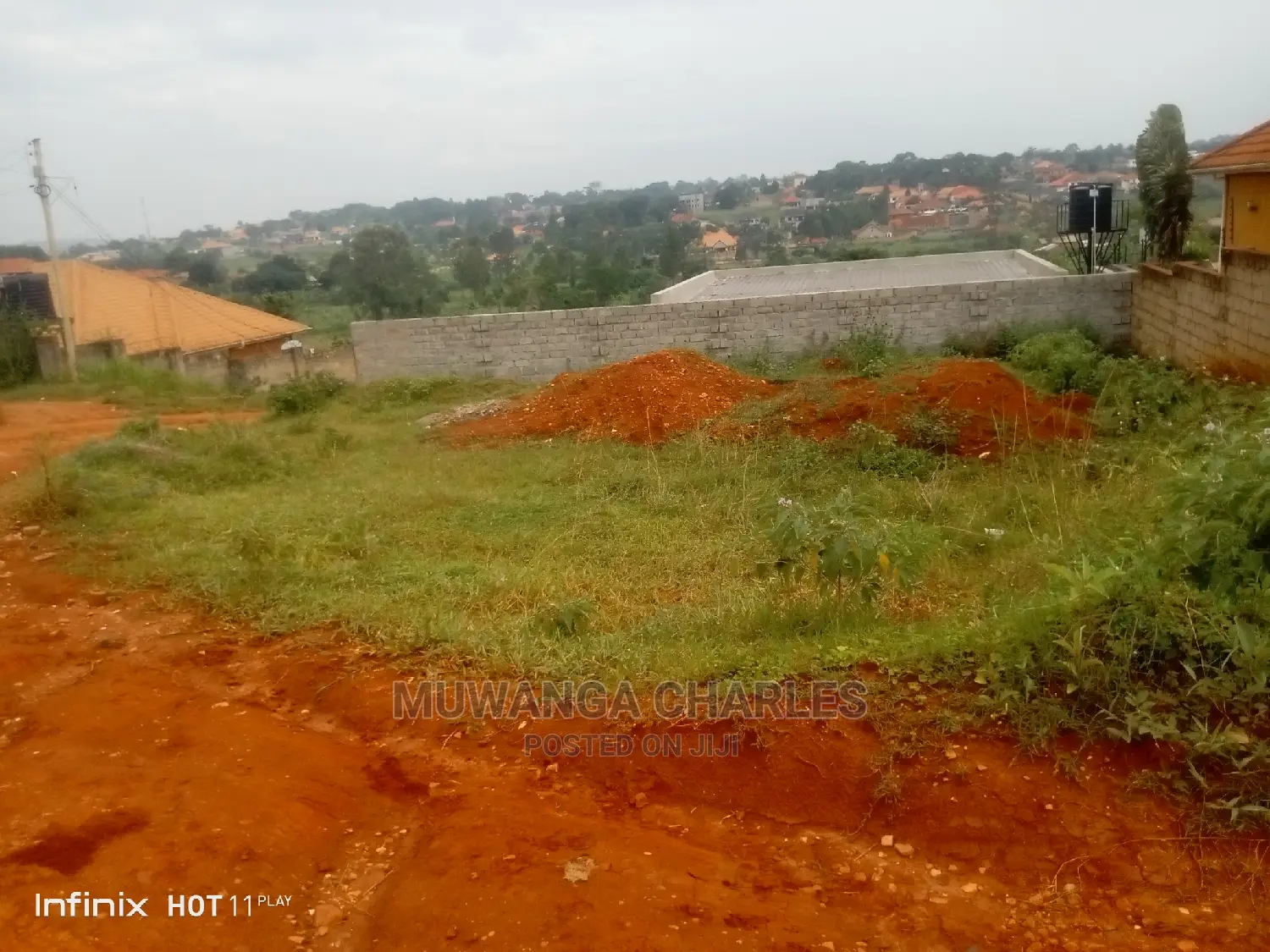 100by50ft Plot on Quick Sale at Buwate