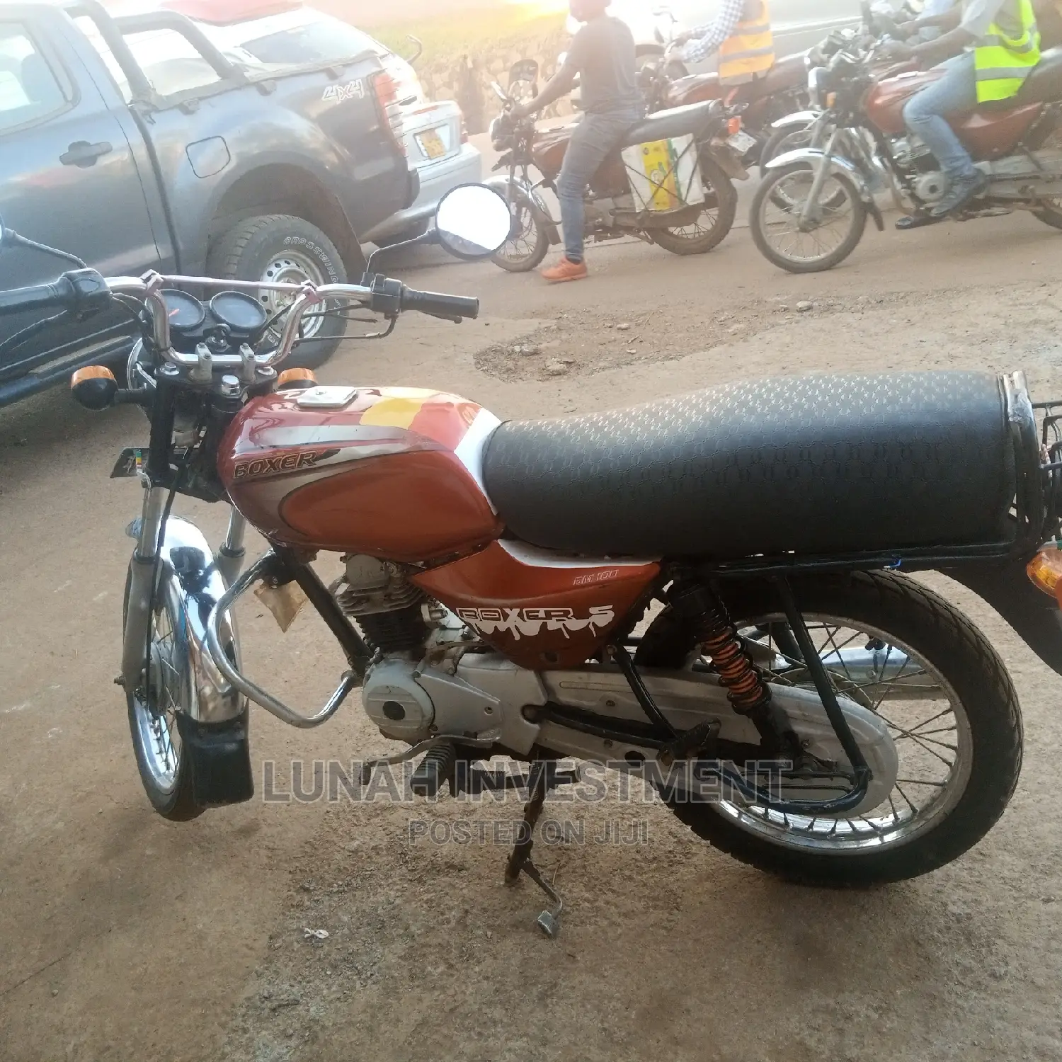 Bajaj Boxer BM100ES 2022 Red