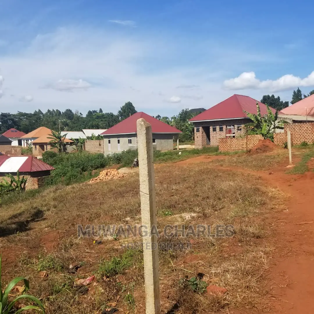 Plot's in Bugema Kalungu on Quick Sale