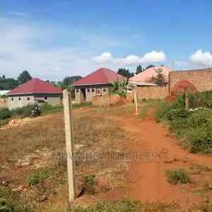 Plot's in Bugema Kalungu on Quick Sale