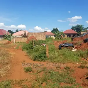 Plot's in Bugema Kalungu on Quick Sale