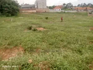 Plot's in Kyanja Kungu on Quick Sale