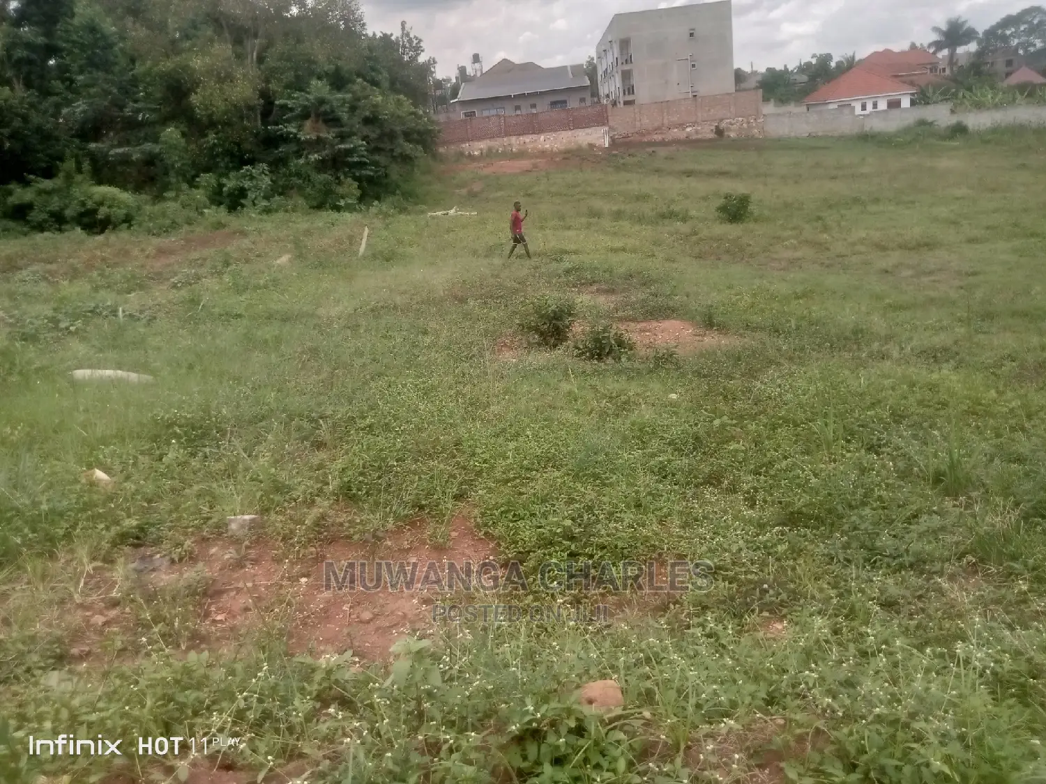 Plot's in Kyanja Kungu on Quick Sale
