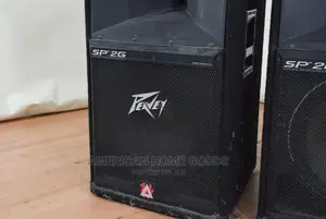 Pair of Peavey Sp-2g Pa Speakers, 1200w Peak, 600w RMS