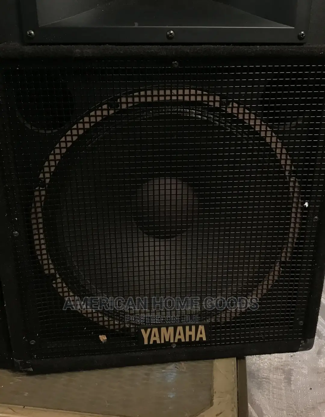 Pair of Yamaha S112 Pa Speakers 300/600w 2-Way Series.