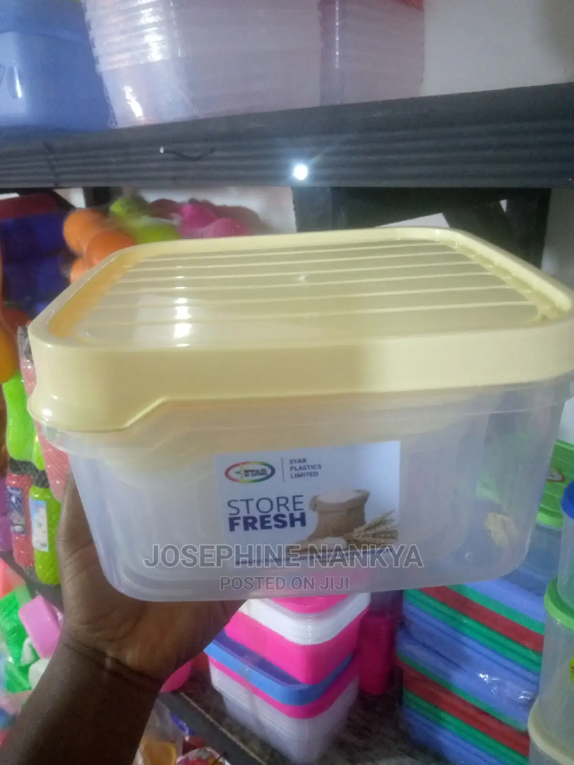 Store Fresh Storage With Four Sets, Transparent