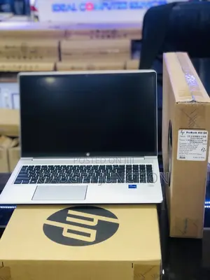 New Laptop HP ProBook 450 G8 8GB Intel Core I7 SSD 512GB