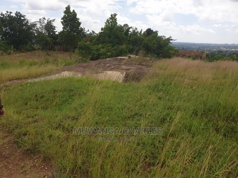 Stone 🪨 Quarry in Mukono on Quick Sale