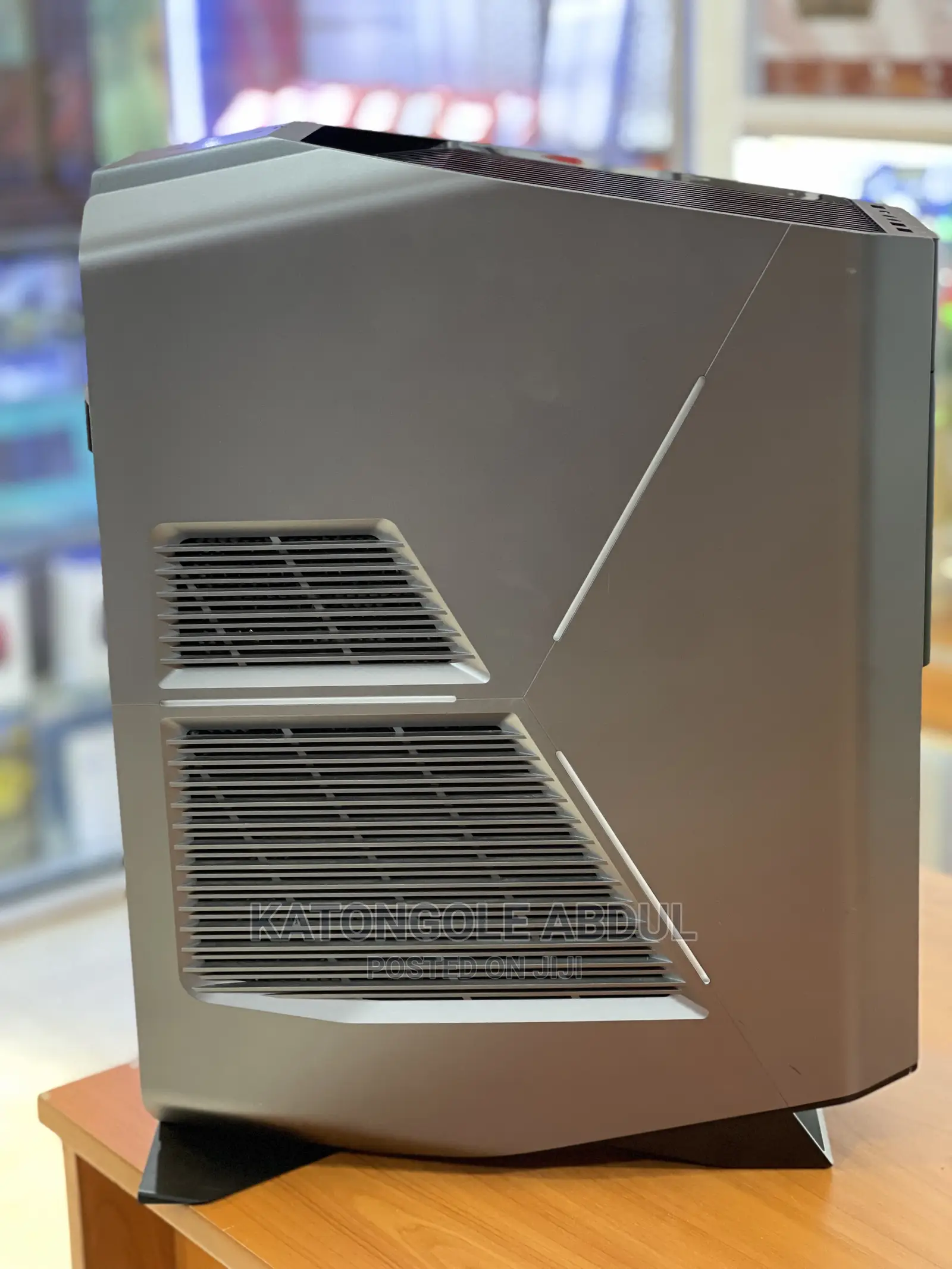 New Server 32GB Intel Core I7 SSHD+SSD 2T