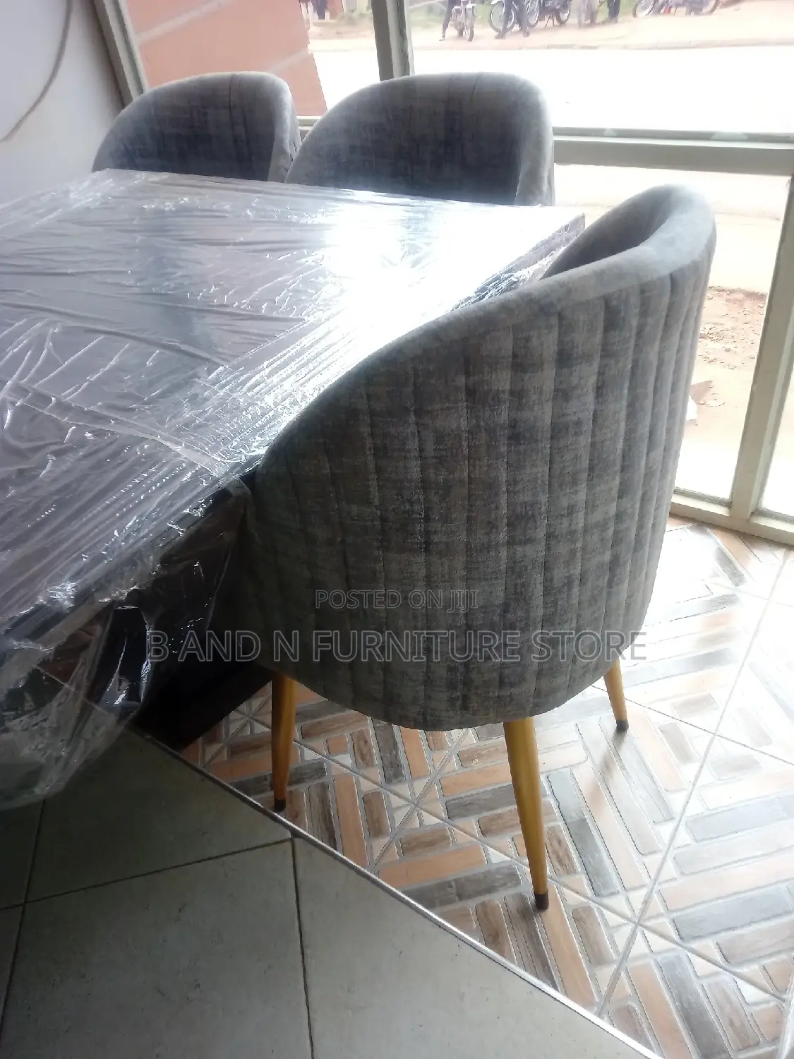 Gray Fabric Dinner Sets
