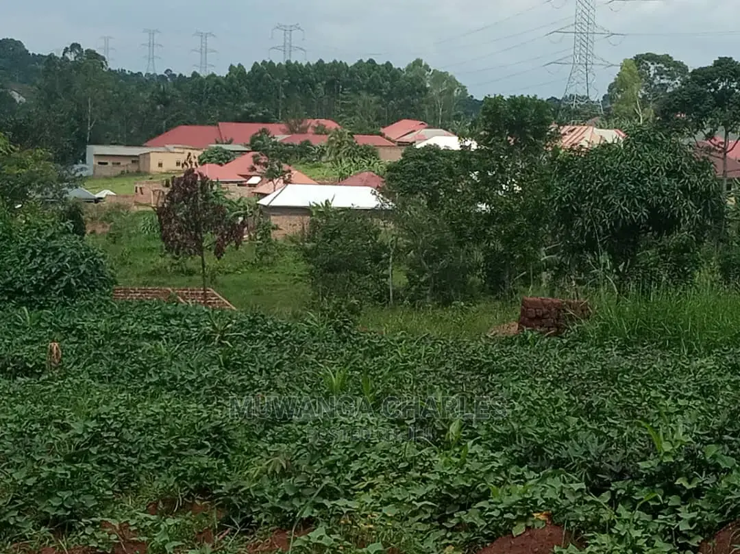 Plots in Gayaza Kalungu