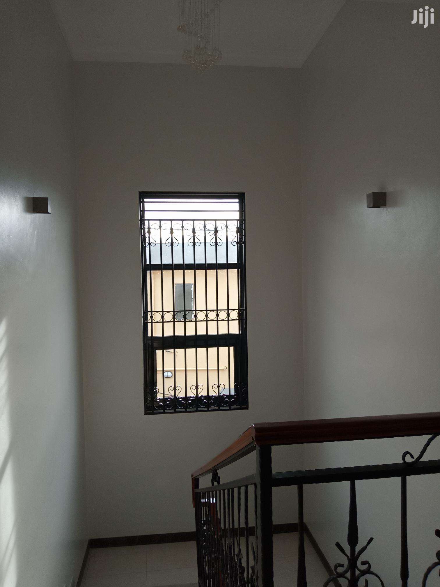 Kira Minister's Neigbourhood Mansion on Sell