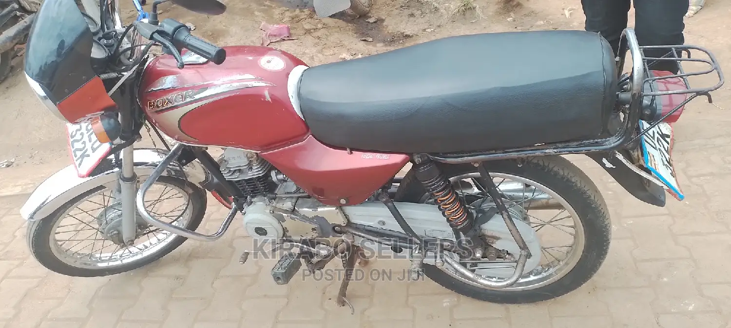Bajaj Avenger 160 Street 2019 Orange