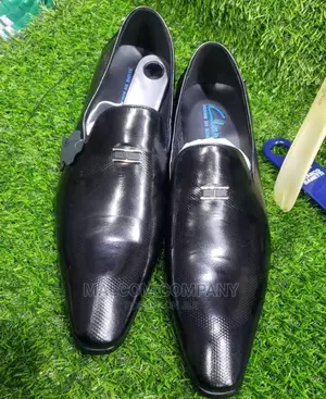 Men Shoes.