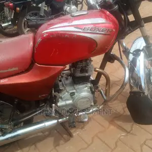 Bajaj Boxer 100 2019 Red