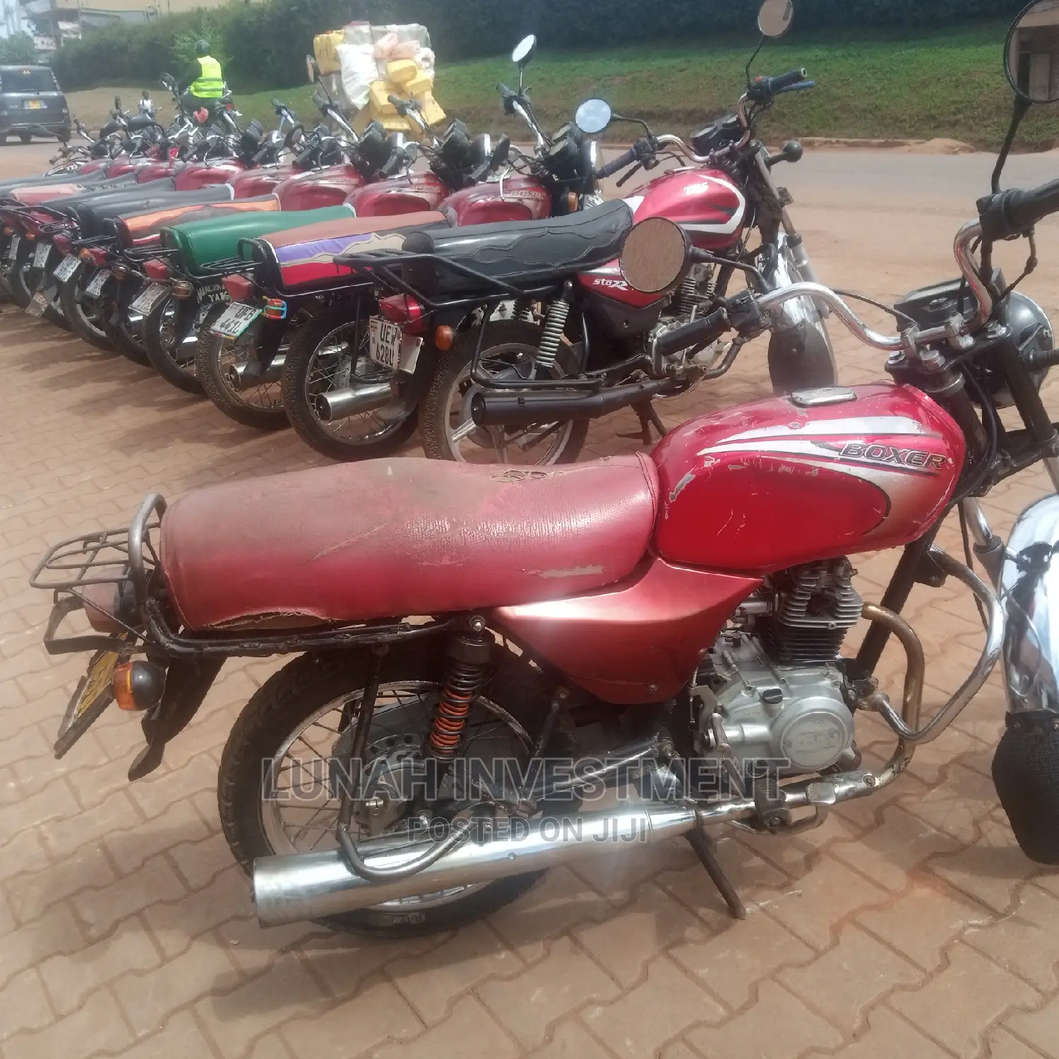 Bajaj Boxer 100 2019 Red