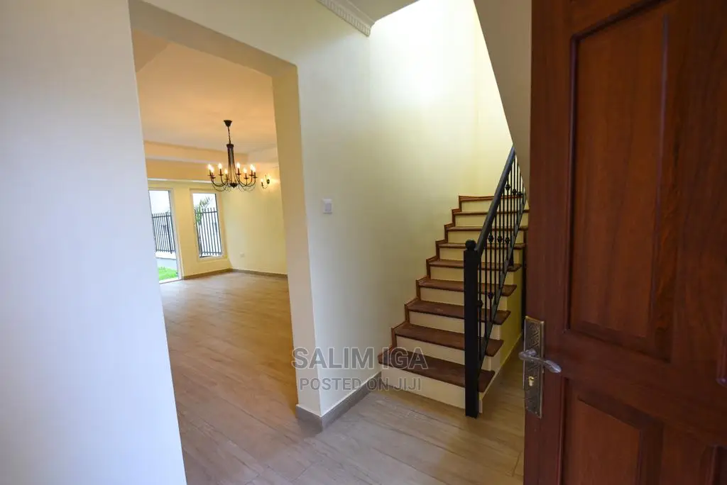 4bdrm Duplex in Kololo Property, Central Division for rent