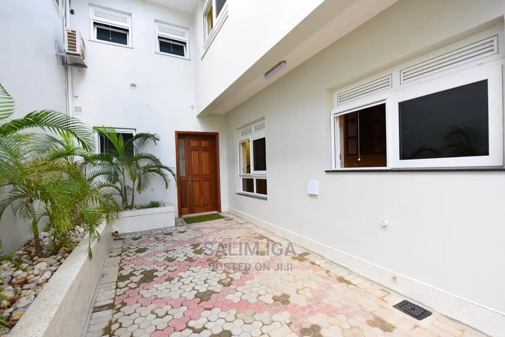 4bdrm Duplex in Kololo Property, Central Division for rent