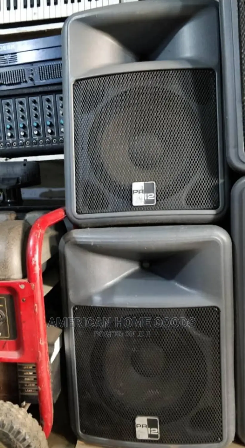 Pair of Peavey 2-Way PA Loud Speakers PR12, 12inchs 400watts