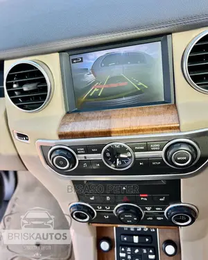Land Rover Discovery 2016 Gray