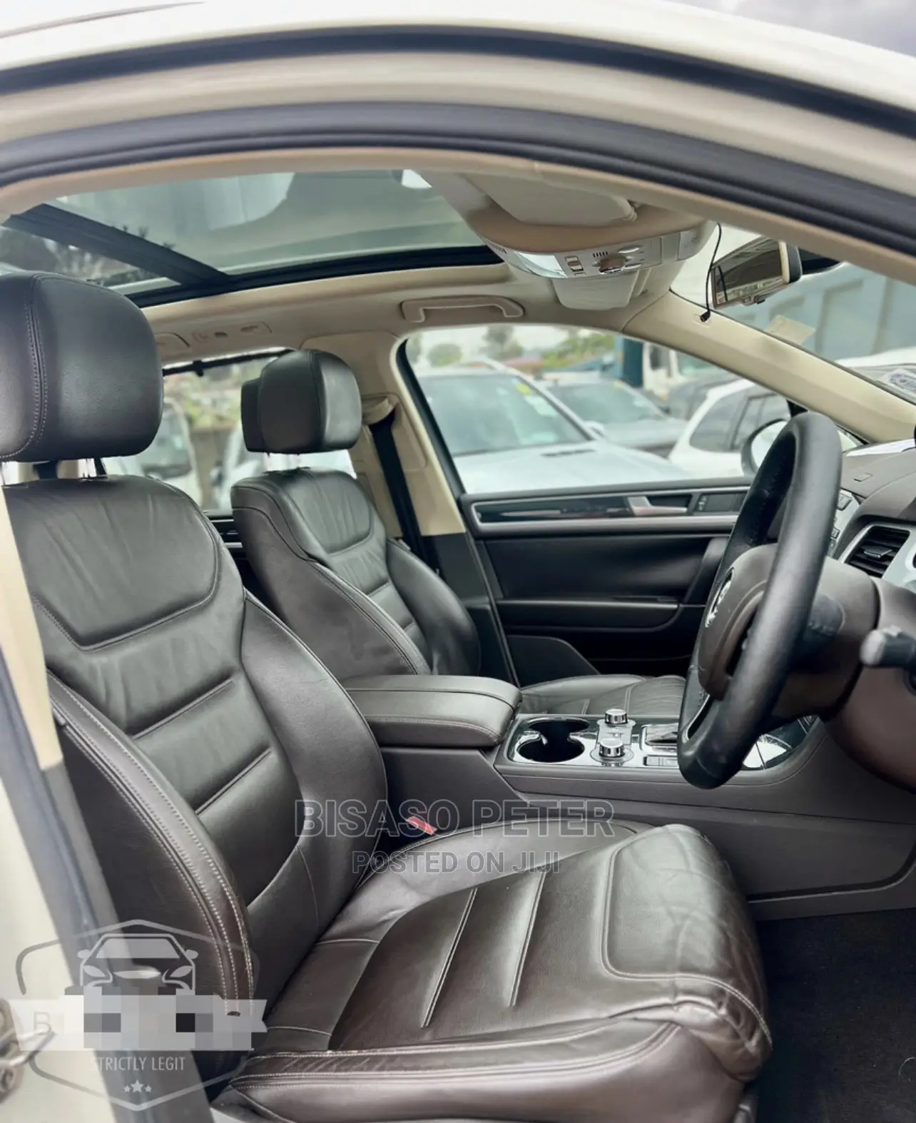 Volkswagen Touareg 2011 White