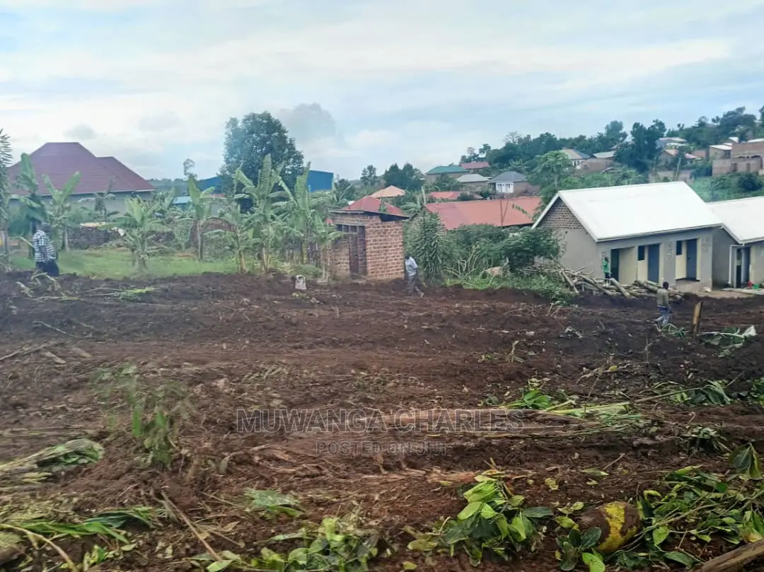 Plot's in Gayaza Busika on Quick Sale