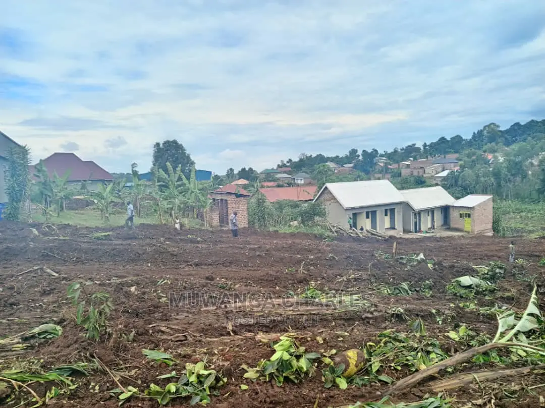 Plot's in Gayaza Busika on Quick Sale