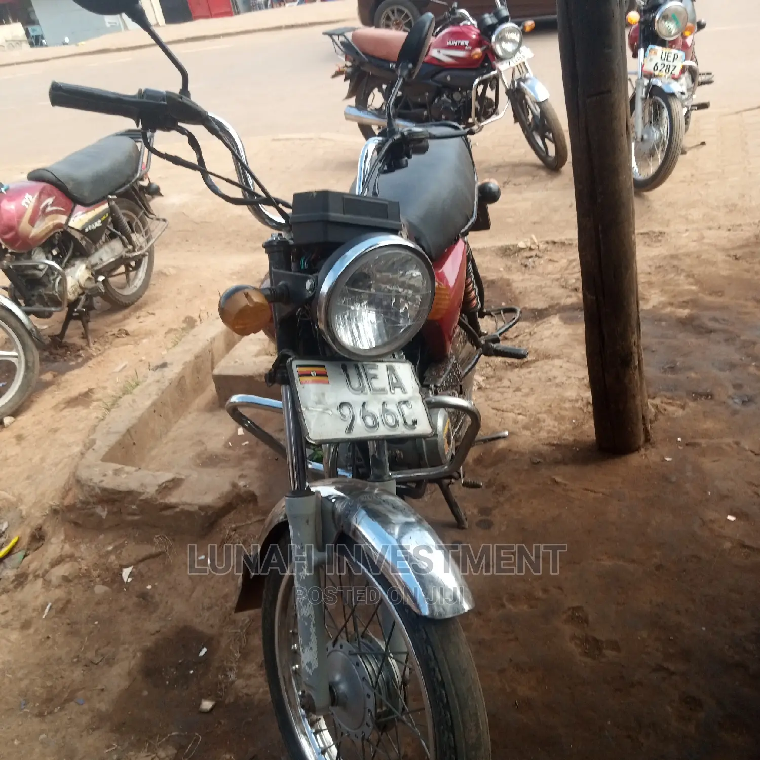 Bajaj Boxer 100 2019 Red