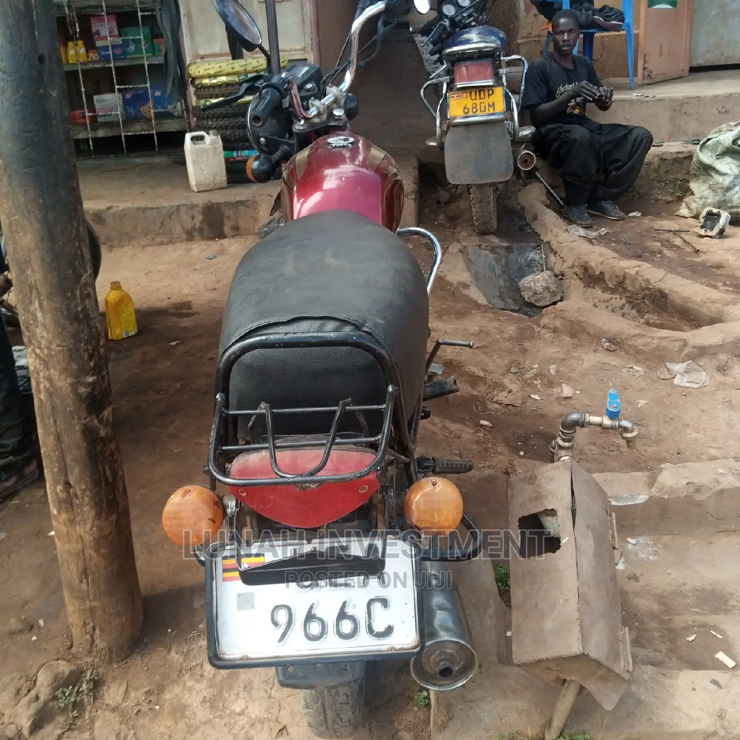 Bajaj Boxer 100 2019 Red