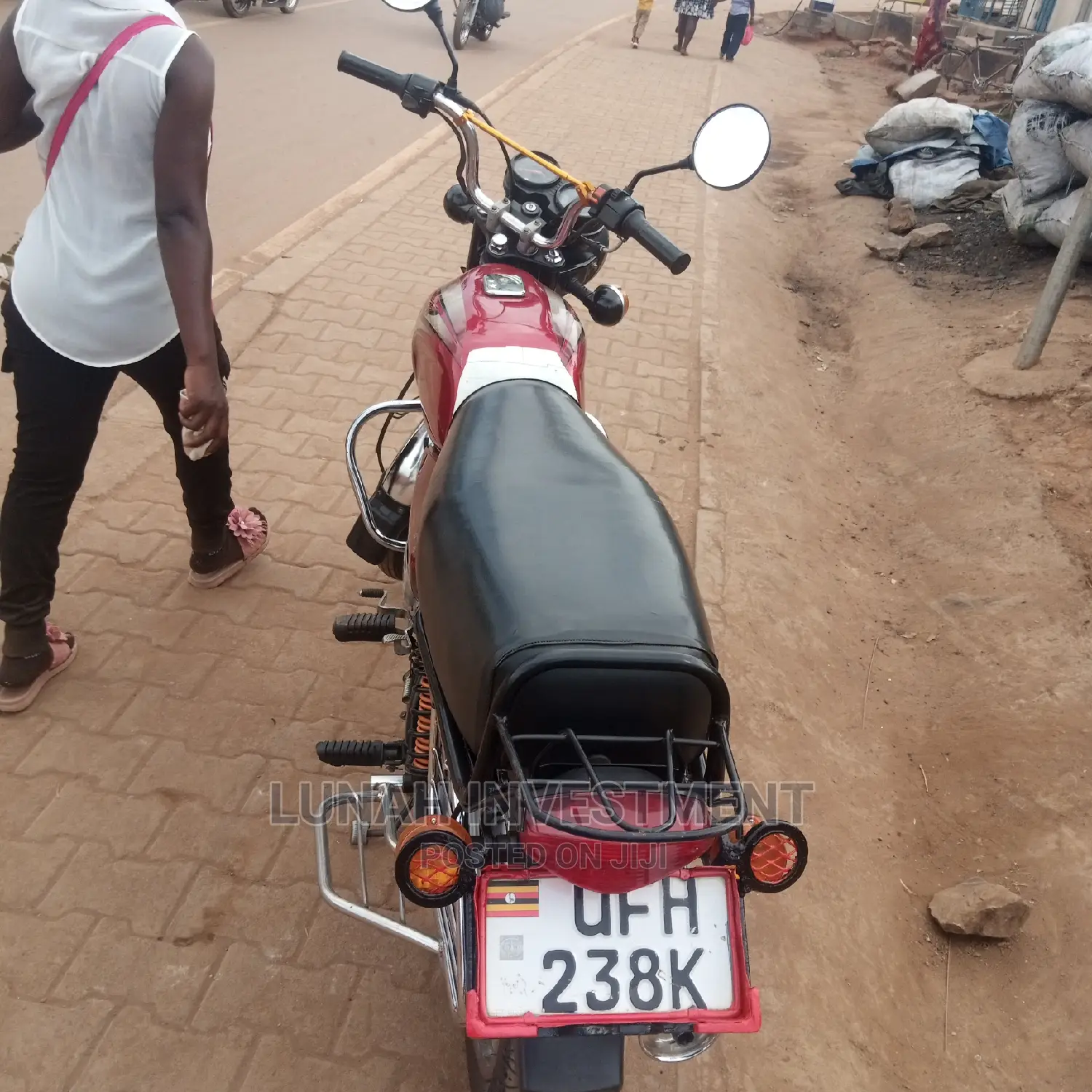 Bajaj Boxer 2022 Red