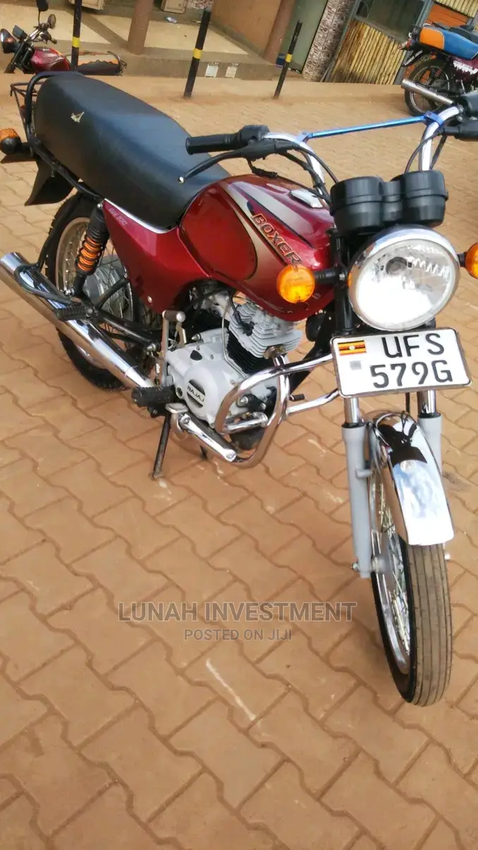 Bajaj Boxer 125 2023 Red