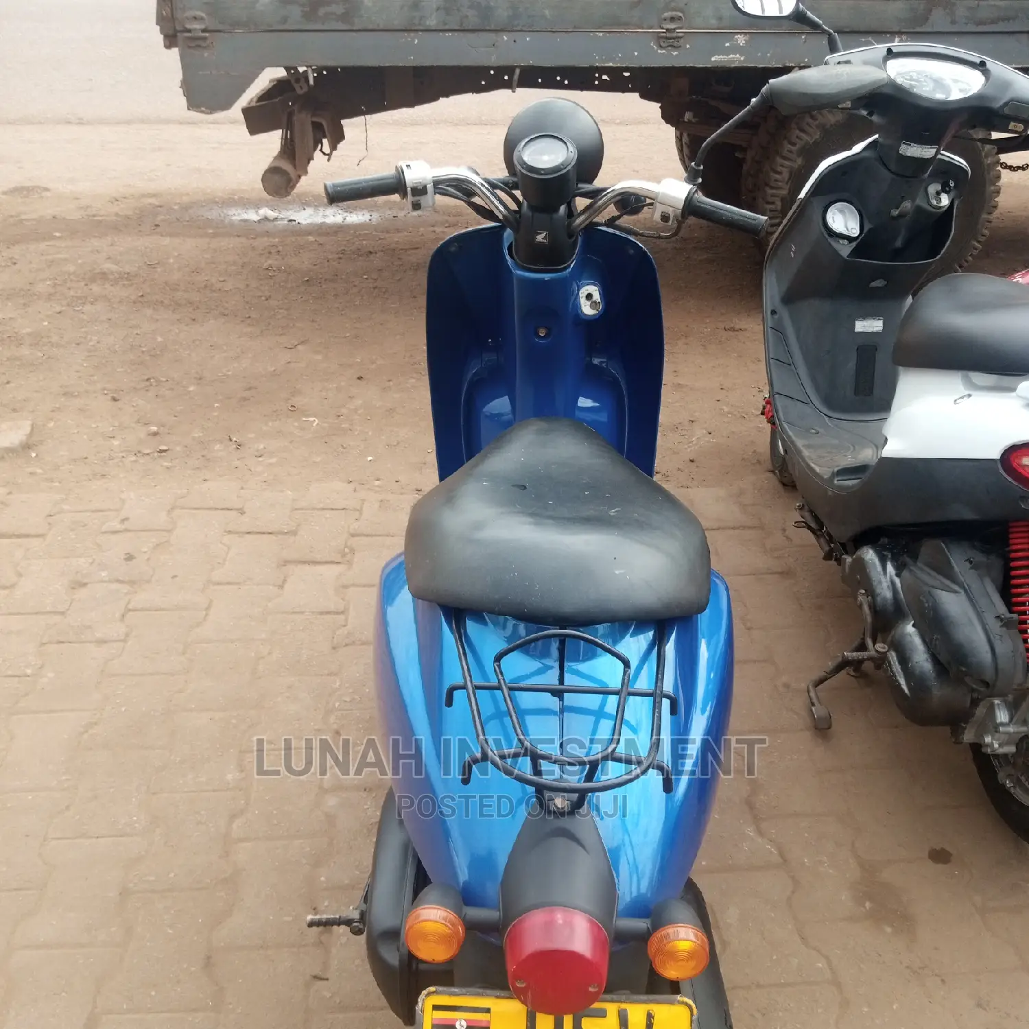 Honda VF 2018 Blue