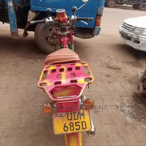 Suzuki 2015 Red